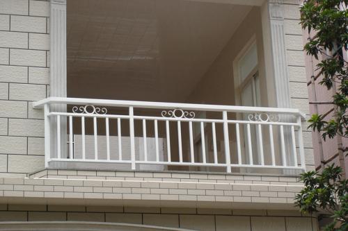 呼市鐵藝護(hù)欄-鋅鋼陽臺(tái)護(hù)欄