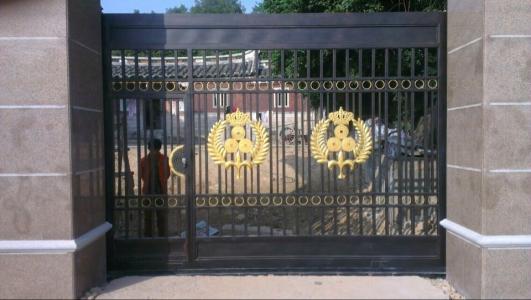 內(nèi)蒙古鐵藝大門(mén)