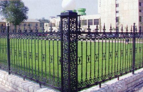 鐵藝護(hù)欄注意細(xì)節(jié) 鐵藝護(hù)欄注意細(xì)節(jié)