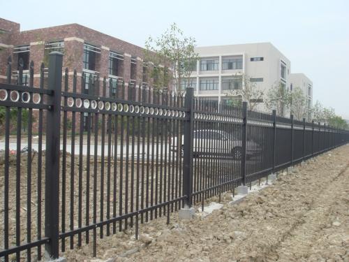 鐵藝護(hù)欄 鐵藝護(hù)欄