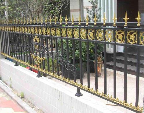 鐵藝護(hù)欄 鐵藝護(hù)欄